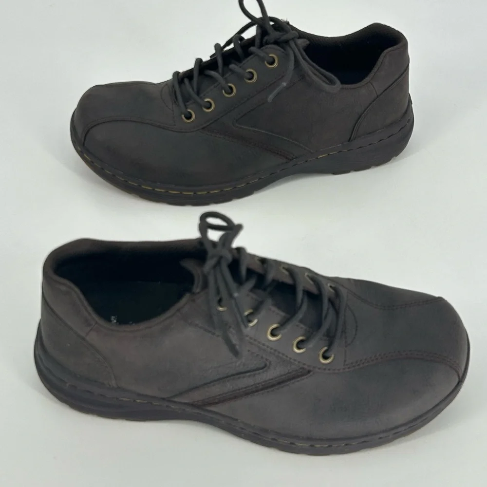 Dr. Martens Brown AirWair Mens AW004 Gilmer Low Top Leather Shoes- Size 7- AW004